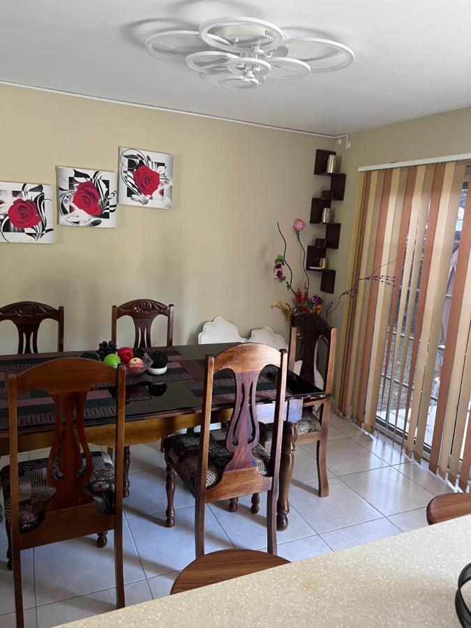 Comfort Rest Ocho Rios Bagian luar foto