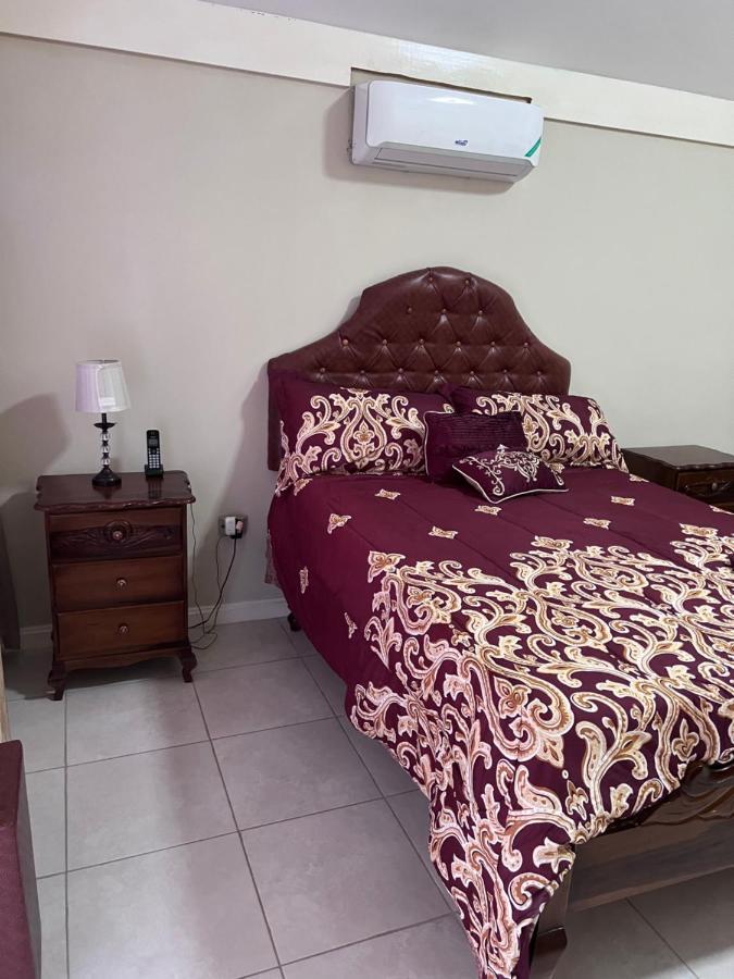 Comfort Rest Ocho Rios Bagian luar foto